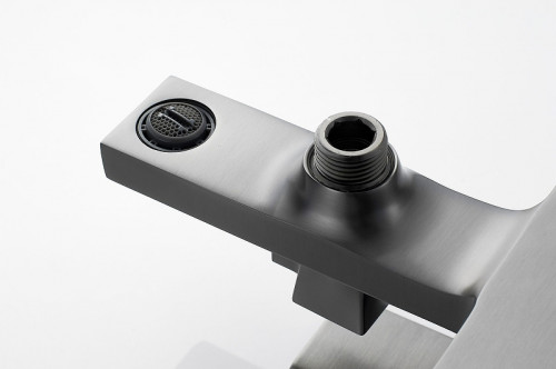 Смеситель для ванны Knotlor Stable KN-22/GM цвет Вороненая сталь