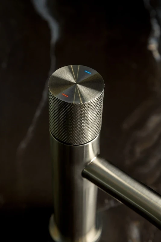 Смеситель для раковины Boheme Stick 121-NB.2 Никель латунь