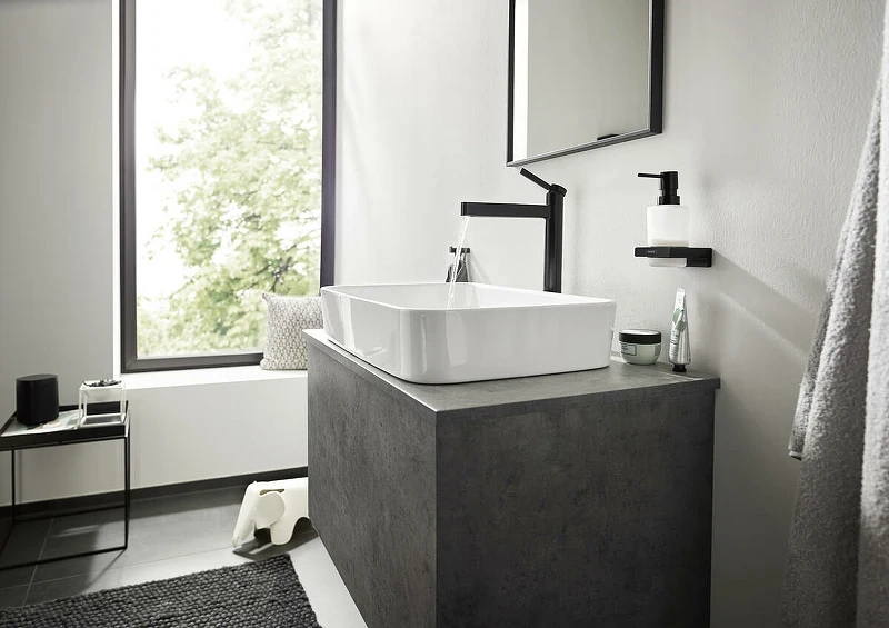 Дозатор для жидкого мыла Hansgrohe AddStoris 41745140 Шлифованная бронза