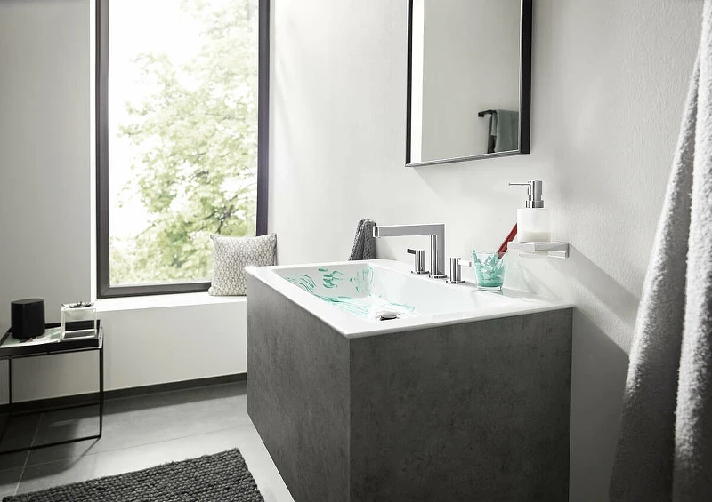 Дозатор для жидкого мыла Hansgrohe AddStoris 41745140 Шлифованная бронза