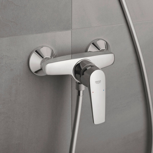 Смеситель для душа Grohe Bauflow 23755000 Хром латунь на стену
