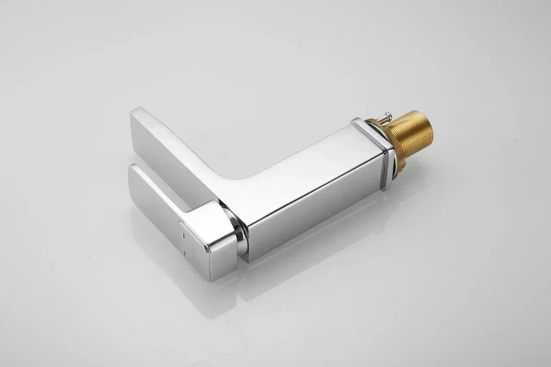 Смеситель для раковины Shevanik S9701 цвет Хром