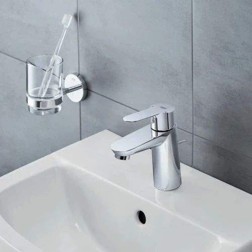 Смеситель для раковины Grohe BauEdge 23757000 с гигиеническим душем