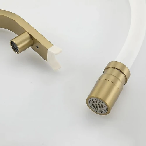 Смеситель для кухни Gappo G4395-63 цвет Золотой сатин Белый