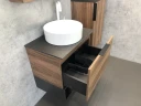 Тумба с раковиной Comforty Штутгарт 60 00-00001698 подвесная Дуб темно-коричневый Черная столешница МДФ / ЛДСП