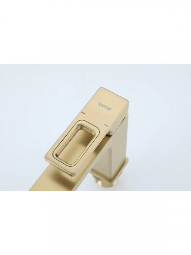 Смеситель для раковины Gappo G17-3 G1017-3 цвет Золотой сатин