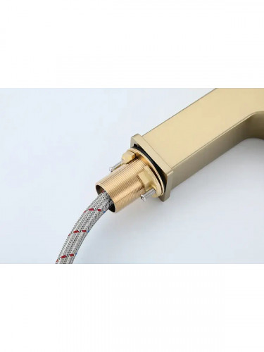 Смеситель для раковины Gappo G17-3 G1017-3 цвет Золотой сатин