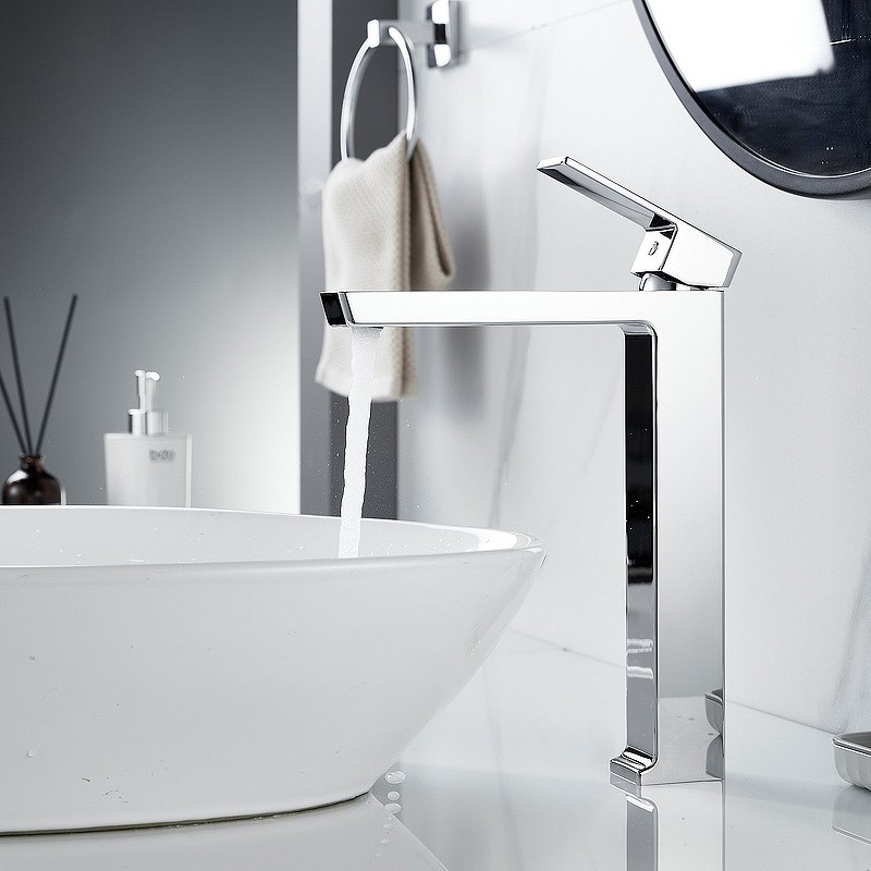Смеситель для раковины Rose R18 R1811-1 Хром латунь