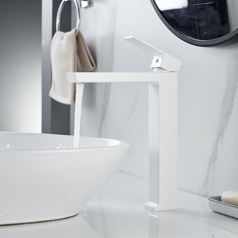 Смеситель для раковины Rose R18C R1811C-1 Белый латунь