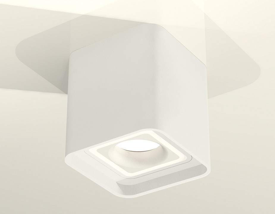 Накладной светильник Ambrella Light XS XS7840020