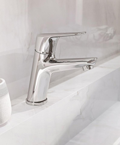 Смеситель для раковины Fiore Kyro 86CR8110 цвет Хром