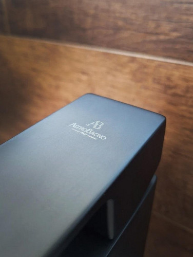 Смеситель для раковины AltroBagno Lamberto 010213 MB цвет Черный матовый
