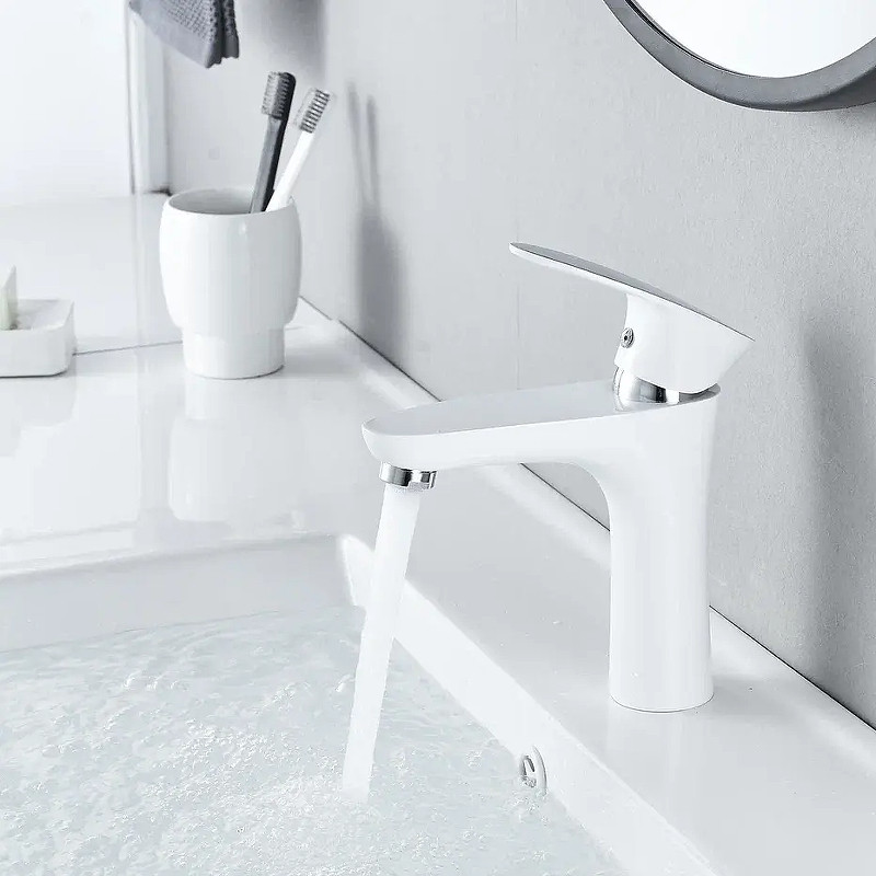 Смеситель для раковины Shevanik S9801F цвет Белый Хром