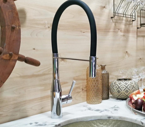 Смеситель для кухни Seaman Visconti SSL-7671-WP цвет Хром полированный Черный