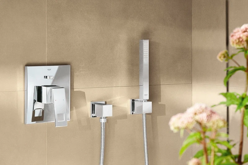 Шланговое подключение Grohe Euphoria Cube 27704000 Хром