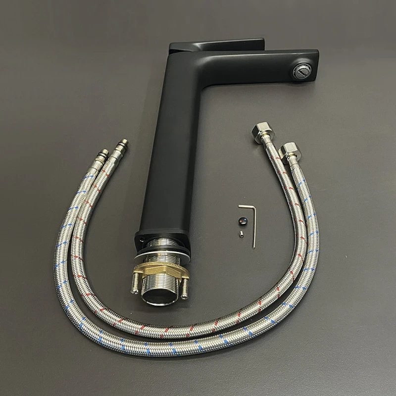 Смеситель для раковины Comforty FC071B-CMT 00-00004526 Черный латунь
