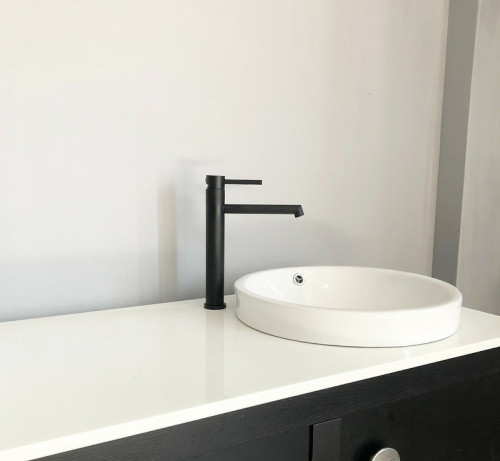 Смеситель для раковины Boch Mann Stella B BM9130 Черный матовый