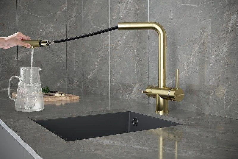 Смеситель для кухни KUCHENSTERN FOKUS-FS 401BL40 цвет Черный матовый