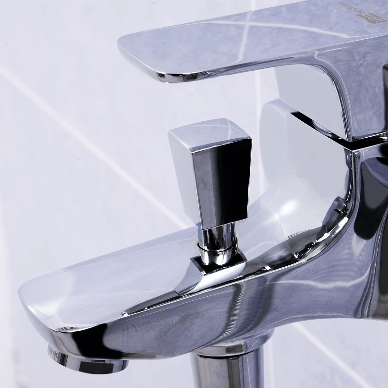 Смеситель для ванны WasserKRAFT Salm 2701 Хром латунь на стену