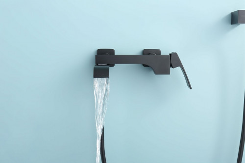 Смеситель для ванны Raglo R02.30.06 Черный матовый латунь на стену