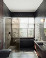 Душевая перегородка Maybah Glass MGD-696-5у 790x1950 в узком профиле Хром матовый стекло бронзовое
