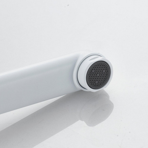 Смеситель для ванны Shevanik S9902C универсальный цвет Белый