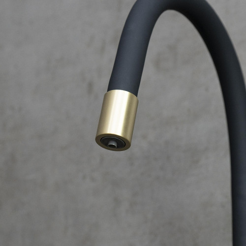 Смеситель для кухни Lemark Expert LM5083LGN-Black цвет Светлое золото Черный