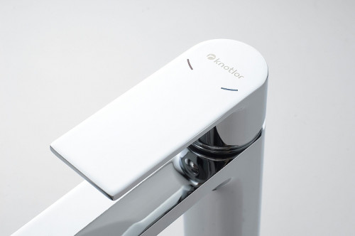 Смеситель для раковины Knotlor Ergofit KN-30 цвет Хром