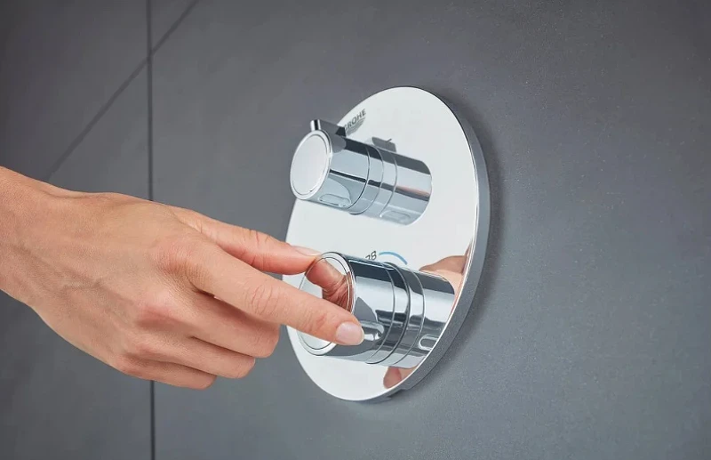 Смеситель для душа Grohe Grohtherm 24077000 с термостатом Хром латунь встраиваемый