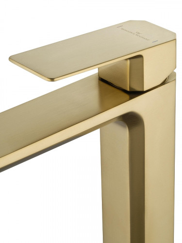 Смеситель для раковины Wonzon &amp; Woghand Diamond WW-88239011-BG цвет Брашированное золото