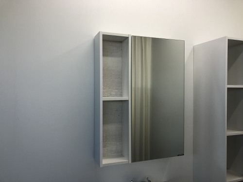 Зеркальный шкаф Comforty Прага 60 00004147599 Дуб белый МДФ / ЛДСП, стекло