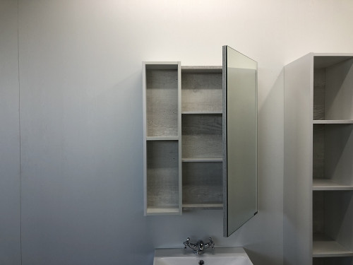 Зеркальный шкаф Comforty Прага 60 00004147599 Дуб белый МДФ / ЛДСП, стекло