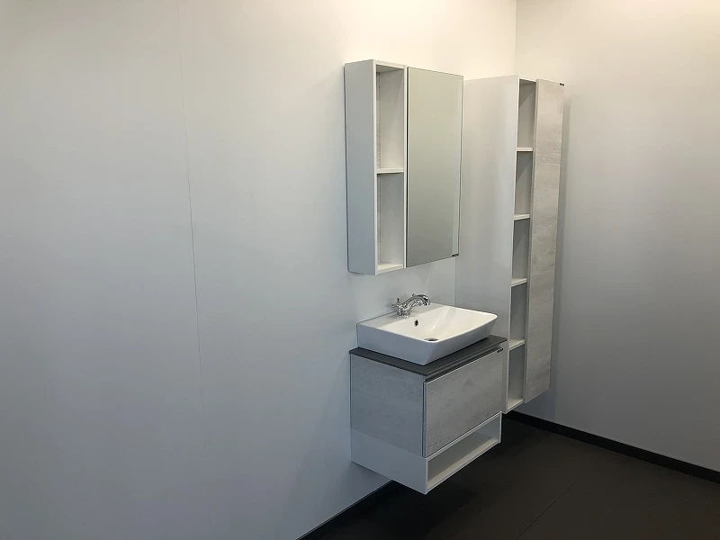 Зеркальный шкаф Comforty Прага 60 00004147599 Дуб белый МДФ / ЛДСП, стекло