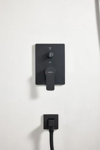 Душевая система Arrow ARQ1201HUMB цвет Черный матовый