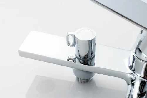 Смеситель для ванны Knotlor Ergofit KN-32 цвет Хром