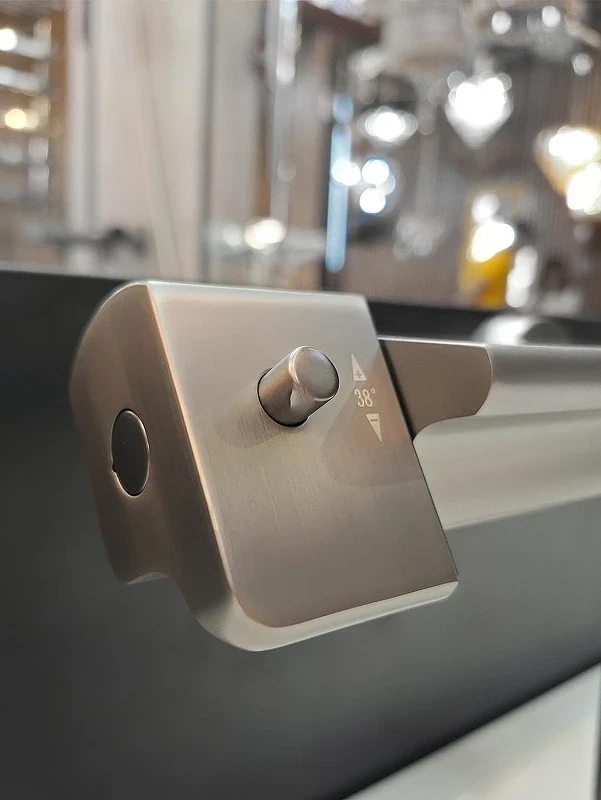 Смеситель для ванны AltroBagno Lamberto 0224 GM с термостатом цвет Оружейная сталь