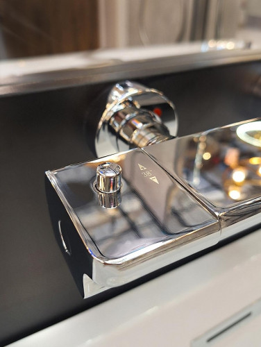 Смеситель для душа AltroBagno Lamberto 030501 Cr с термостатом цвет Хром