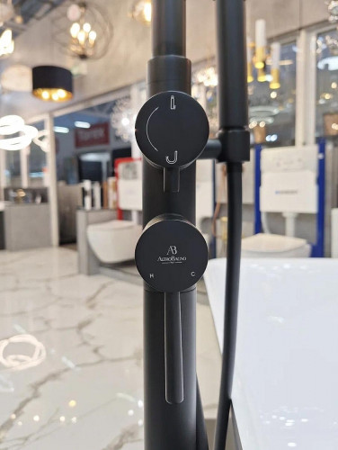 Смеситель для ванны AltroBagno Metropoli 020202 NeOp цвет Черный матовый