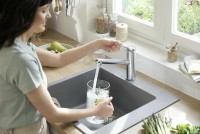 Смеситель для кухни Hansgrohe Zesis M33 74802000 Хром латунь