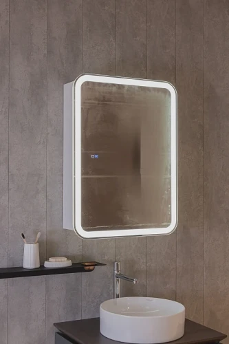 Зеркальный шкаф Silver Mirrors Фиджи-2 Flip 60 LED-00002679 с подсветкой Белый МДФ / ЛДСП, стекло