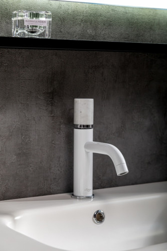 Смеситель для раковины Boheme Stick 121-W-MR-WHITE Белый латунь