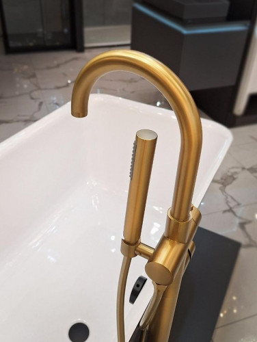 Смеситель для ванны AltroBagno Metropoli 020203 OrSp цвет Золото матовое