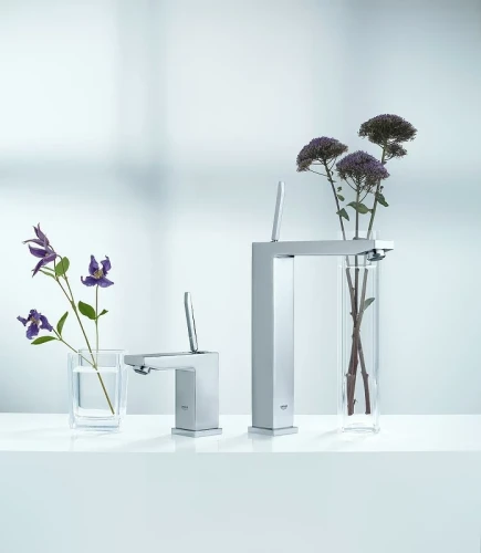 Смеситель для раковины Grohe Eurocube Joy 23661000