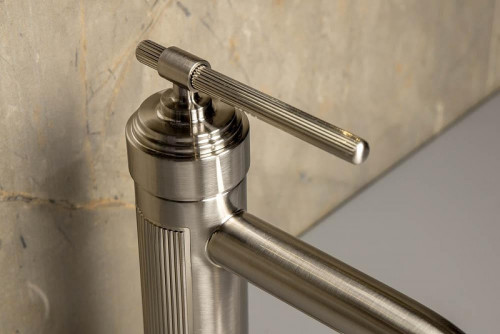 Смеситель для раковины Boheme Eterna 171-NB цвет Брашированный никель