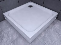 Душевой поддон из искусственного камня Aquatek 90x90 квадратный с ножками Белый