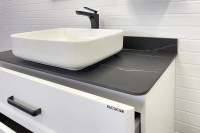 Тумба с раковиной Comforty Амстердам 95 00-00014001 подвесная Белая глянцевая Калакатта Блэк МДФ / ЛДСП