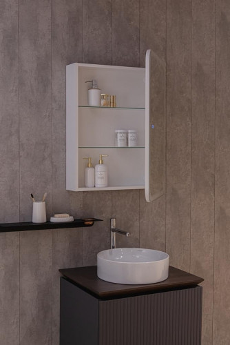 Зеркальный шкаф AQUAme AQM9202 60 с подсветкой цвет Белый