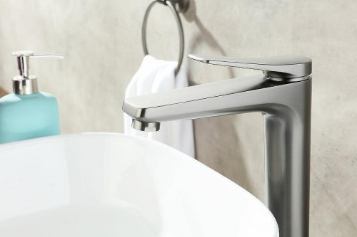 Смеситель для раковины Lemark Bronx LM3709GM Графит