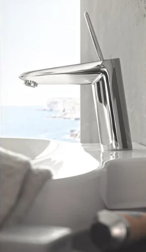 Смеситель для раковины Grohe Eurodisc Joy 23425000 Хром