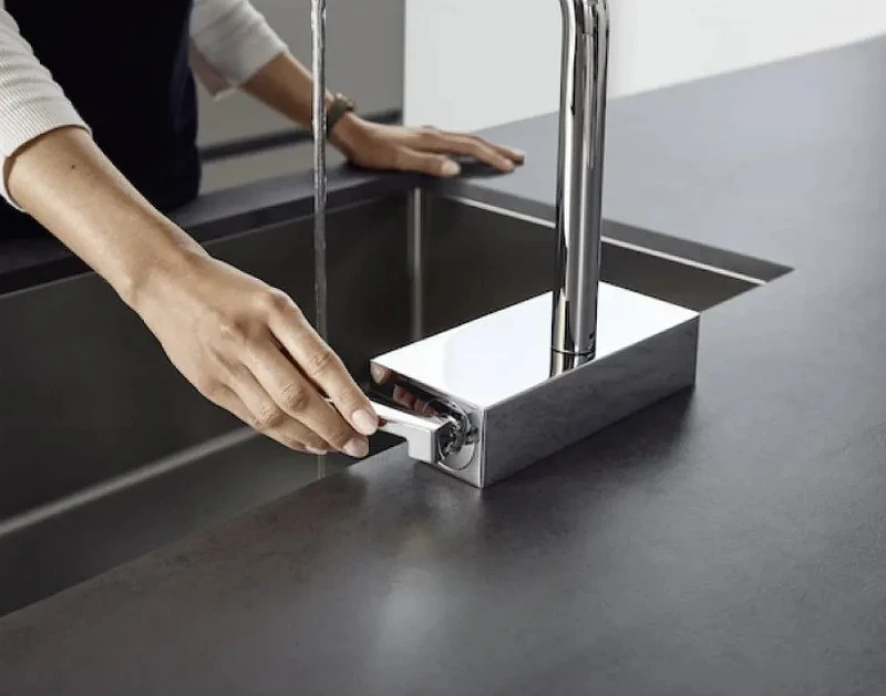 Смеситель для кухни Hansgrohe Aquno Select M81 73830000 Хром латунь